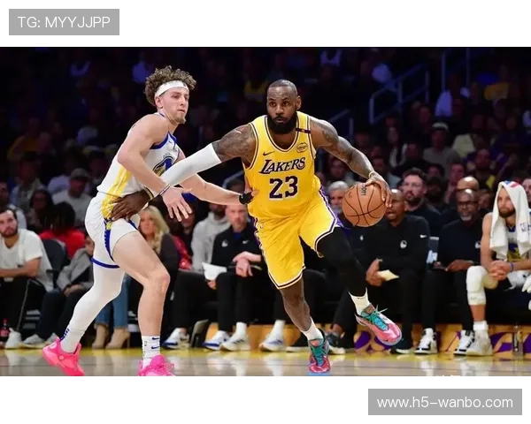 湖人逆转勇士上演惊险对决詹姆斯关键时刻力挽狂澜